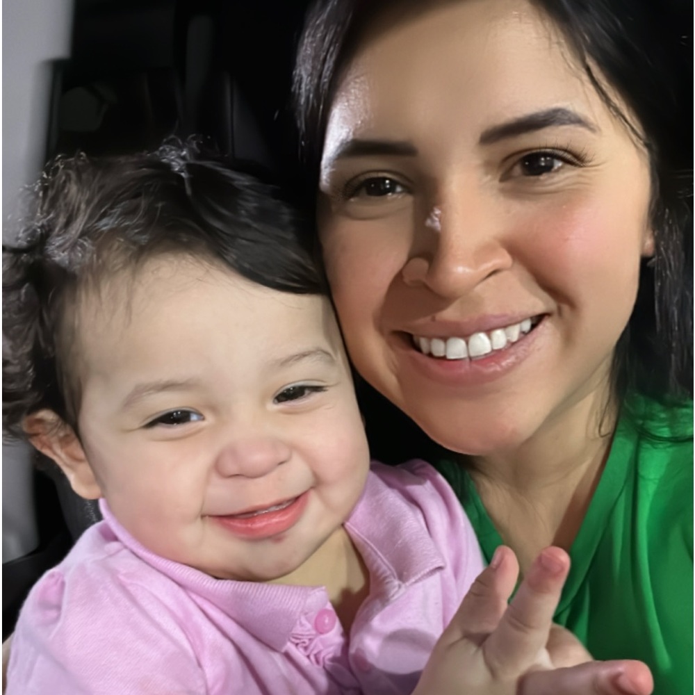 Meet your Posher, Gabriela